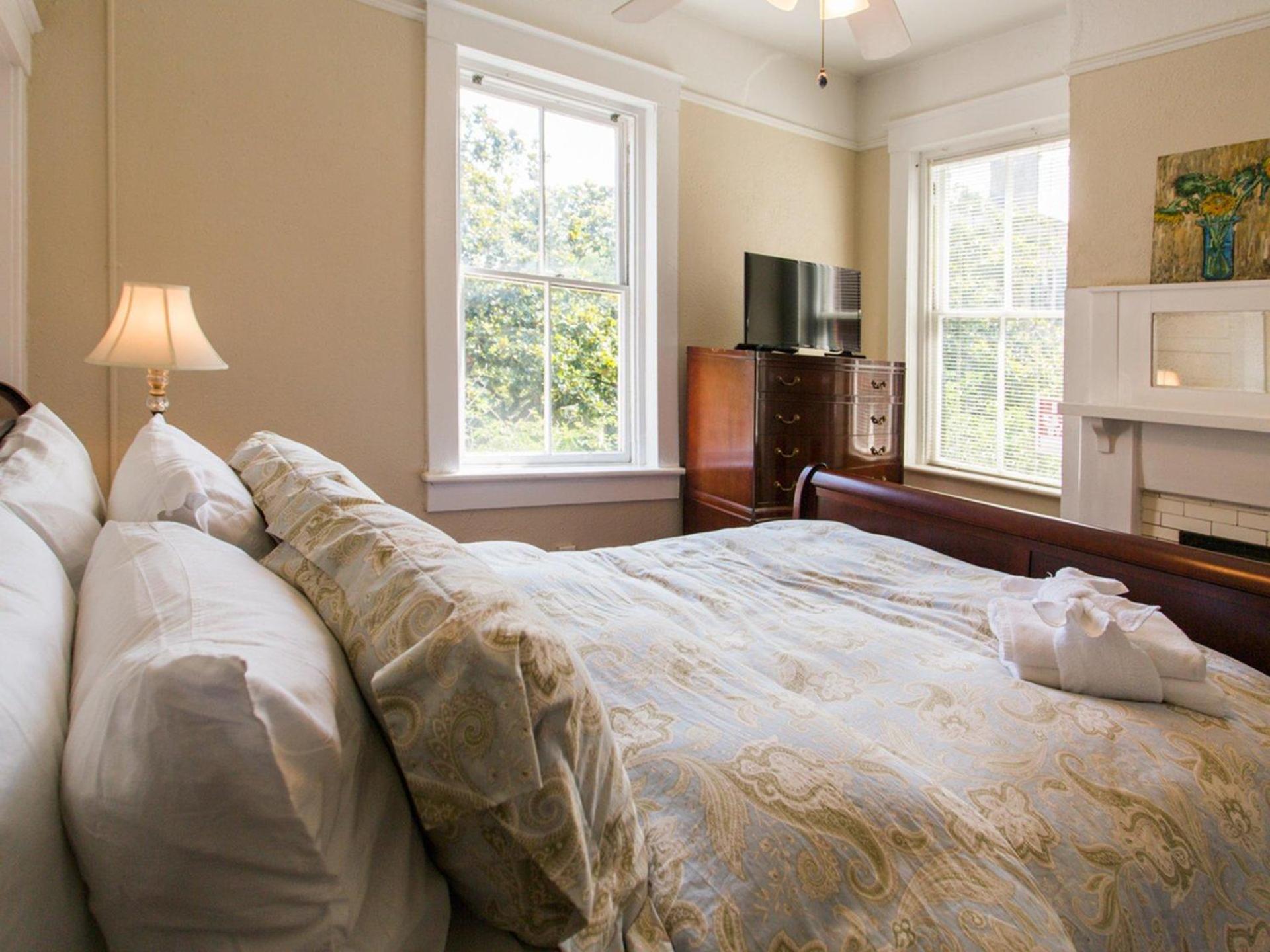 Linda'S On Lincoln Apartment Savannah Ngoại thất bức ảnh